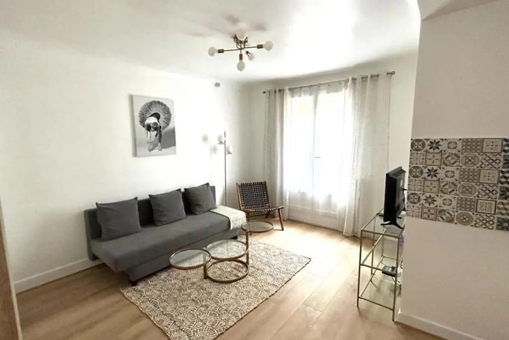 Cosy Studio Near Beaugrenelle And Eiffel Tower Apartman Párizs