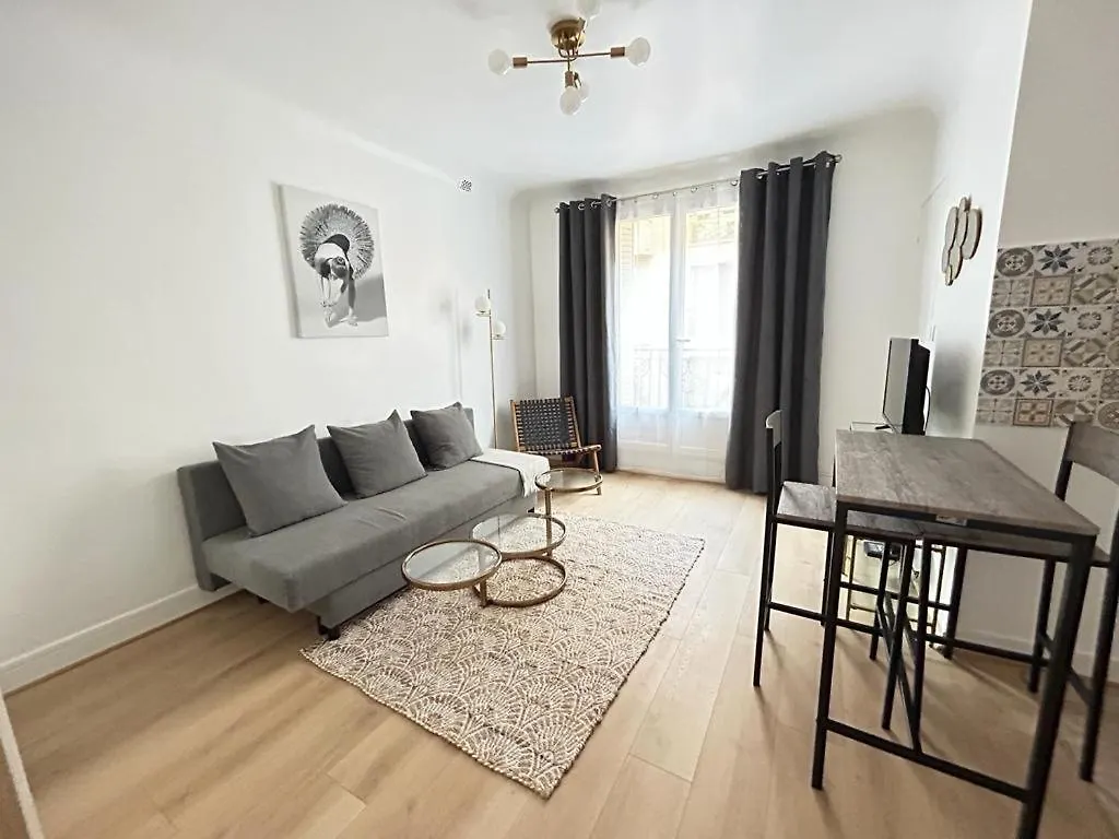 Cosy Studio Near Beaugrenelle And Eiffel Tower Apartman