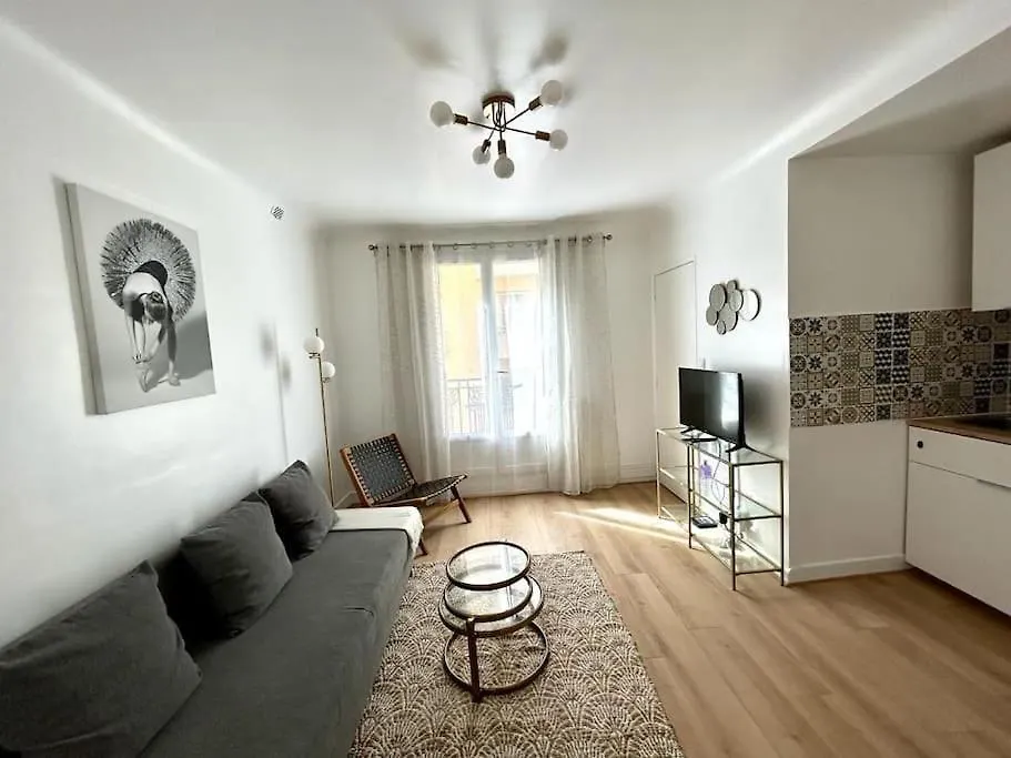 Cosy Studio Near Beaugrenelle And Eiffel Tower Apartman *